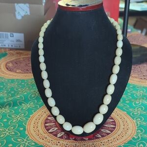 Vintage Cream Beaded Necklace 23"